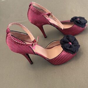 BETSY Johnson Polka Dot red/ white color w black ribbon size 9.5 Womens Heels 👠